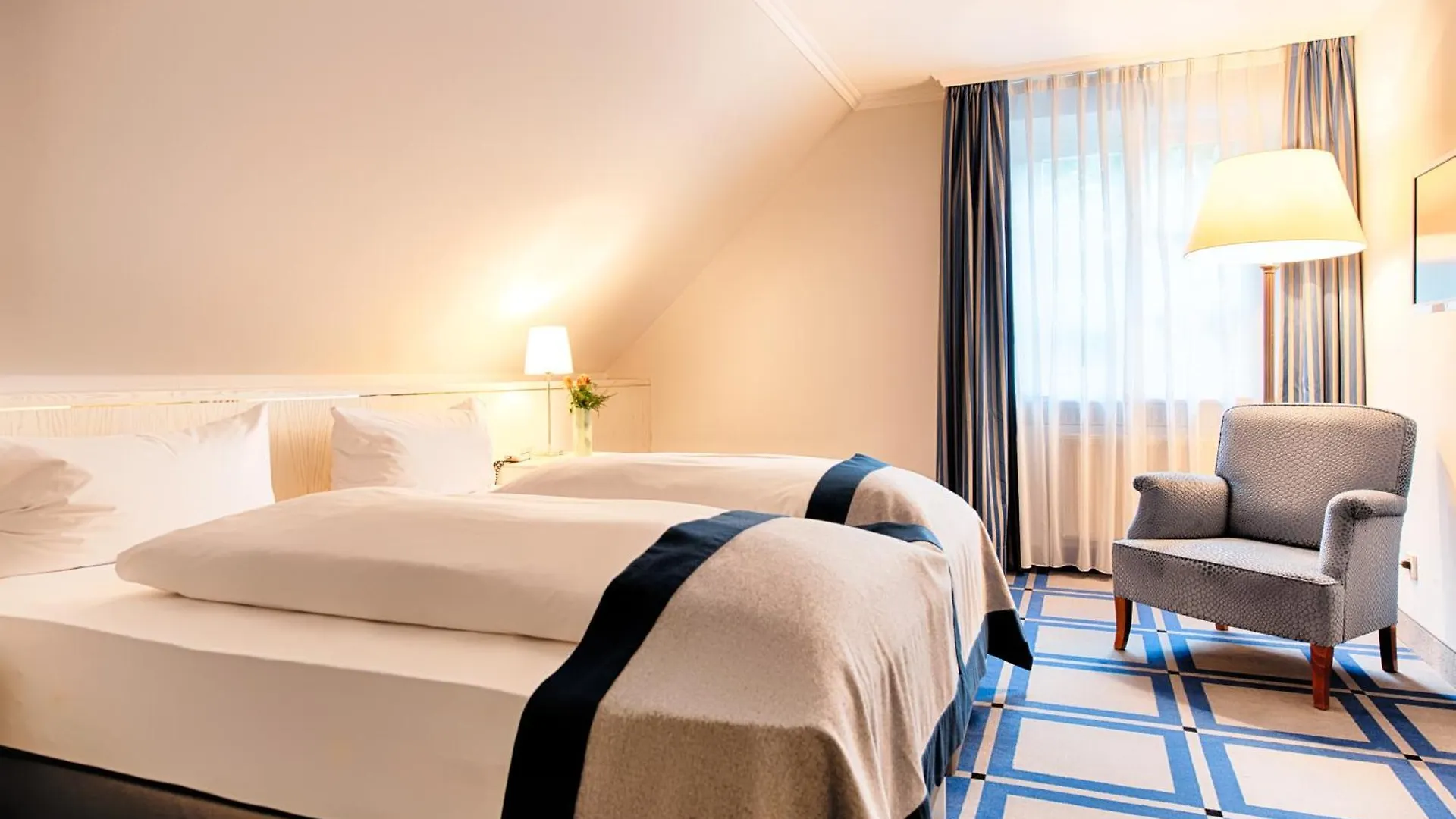 Achat Hotel Schreiberhof Aschheim Tyskland